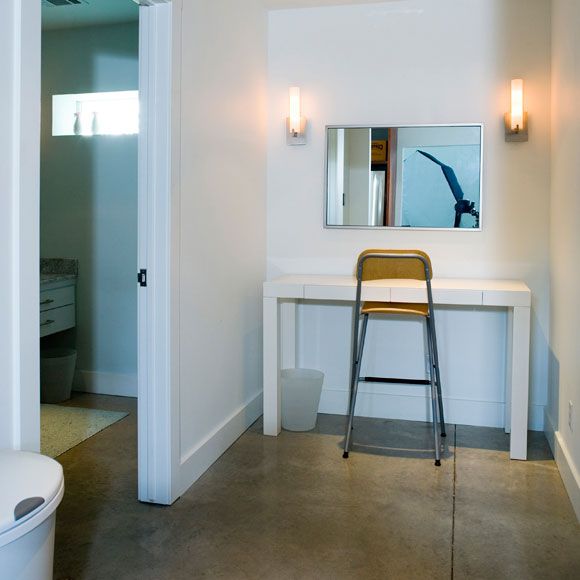 Houston Photography Studio for rent (713) 962-7032